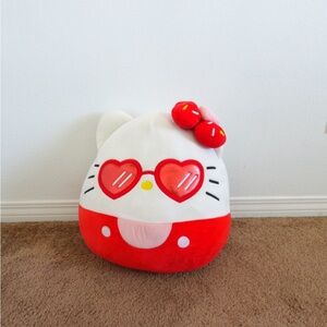 Hello Kitty Sqishmallow